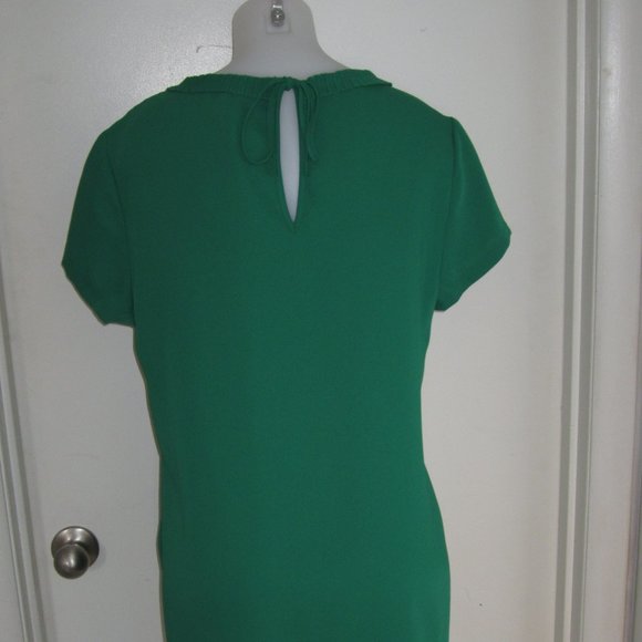 Coercion Green Short Sleeved Chiffon Dress - Picture 6 of 8